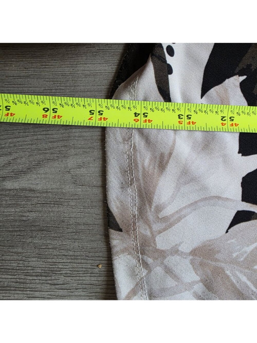 Calvin Klein Floral Print Maxi Dress With Gold Ring Detail Red/Black/White Med. - Picture 6 of 6